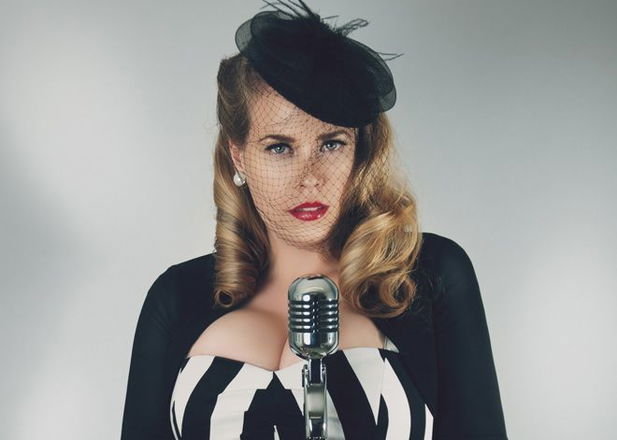 Vintage Lianna - Solo Singers, Duos and Trios from West Sussex