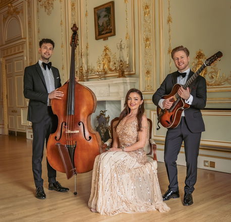 Mimi Violet - Solo Duo and Trios from London