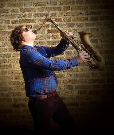 Saxophonist Dom - Saxophonists from London