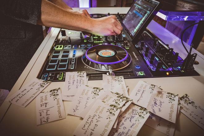 Callum Kelly - Wedding & Party DJs from Hampshire