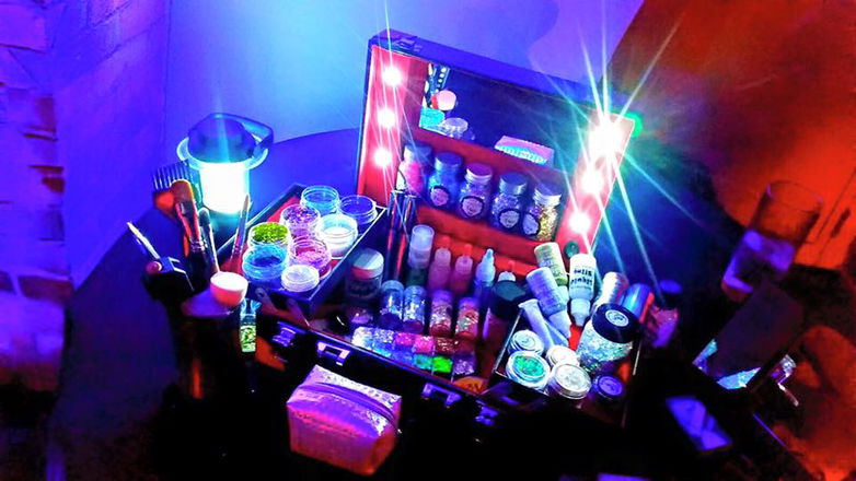 Glitter and Sparkle - Face Painters from Hertfordshire