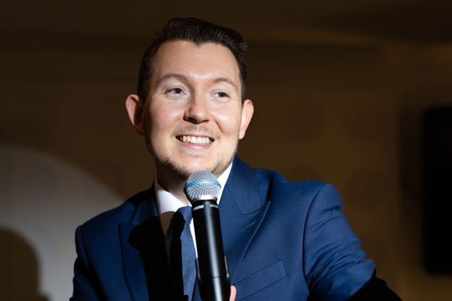 Luke Desvaux - Solo Singers, Duos and Trios from Somerset