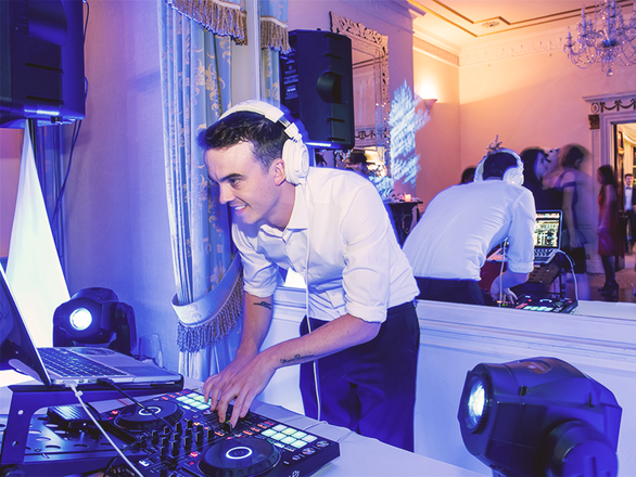 Rushe DJs - Wedding & Party DJs from London
