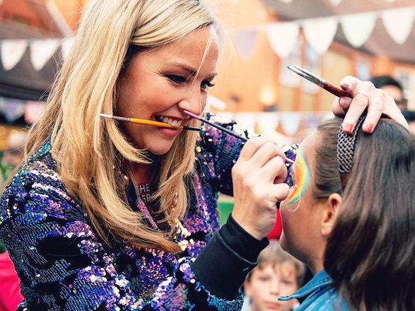 Glitter and Sparkle - Face Painters from Hertfordshire