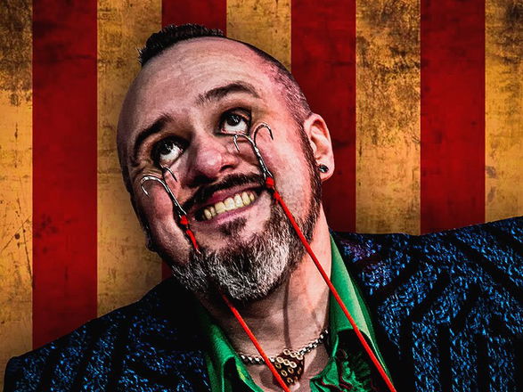 Mr Bones Sideshow - Circus Acts from Hertfordshire