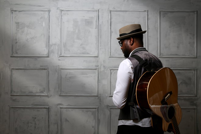 Acoustic JJ - Acoustic Singer Guitarists from London