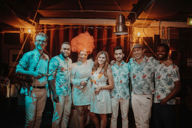 Laura Soul Valore - Soul, RnB & Motown Bands from London