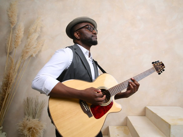 Acoustic JJ - Acoustic Singer Guitarists from London