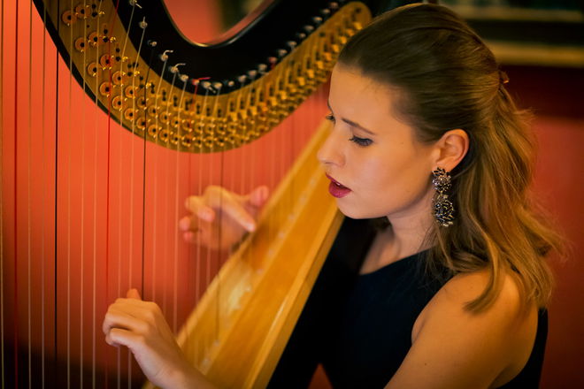 Lera Harpist - Harpists from London