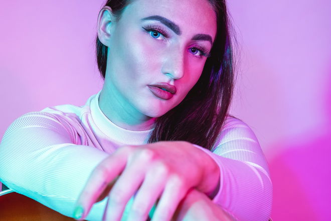 Bethany Amelia - Singer Guitarists from Essex