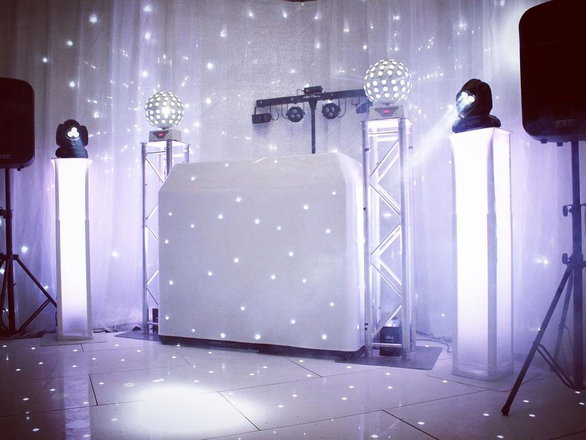 Limelight DJs - Wedding & Party DJs from West Sussex