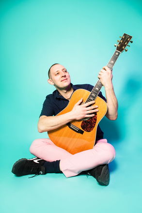 Alex Colman - Singer Guitarists from Oxfordshire