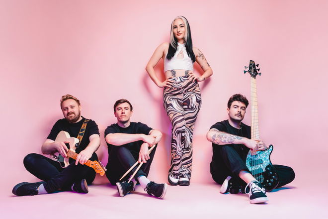 Starstruck - Wedding & Party Bands from Essex