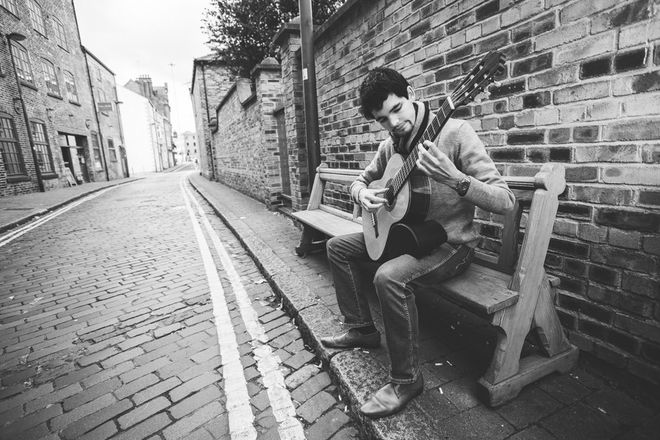 Nareik Bardolia - Classical Guitarists from London