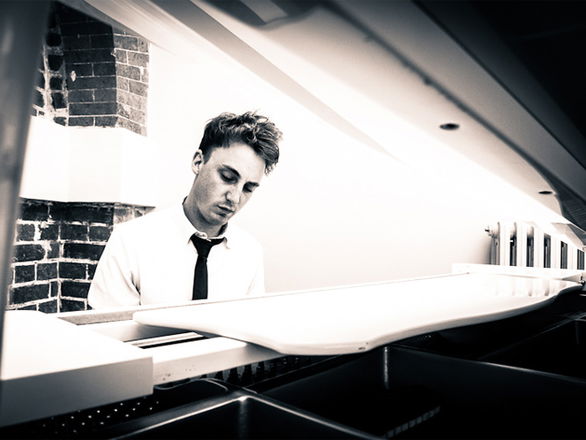 Charlie Mappin - Pianists from East Sussex