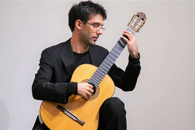 Dani Piro - Classical Guitarists from London