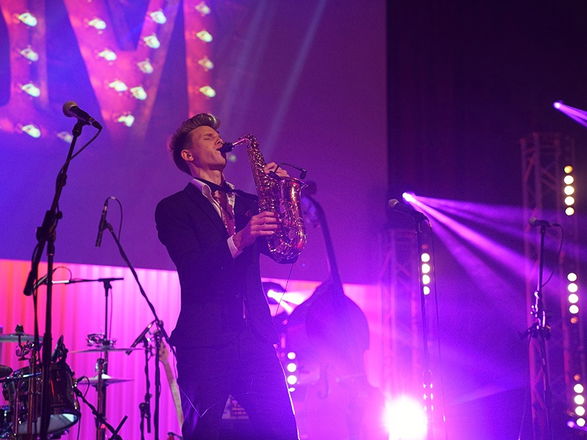 Dan Plays Sax - Saxophonists from London