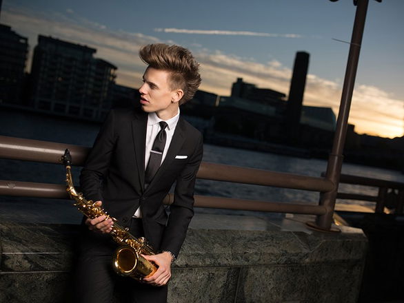 Dan Plays Sax - Saxophonists from London