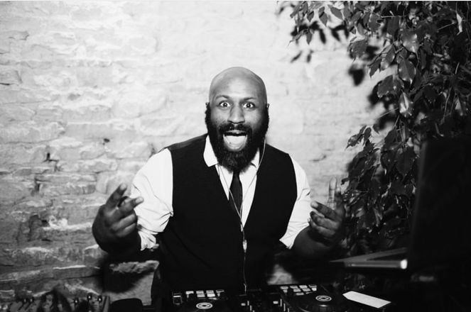 DJ Murray - Wedding & Party DJs from London