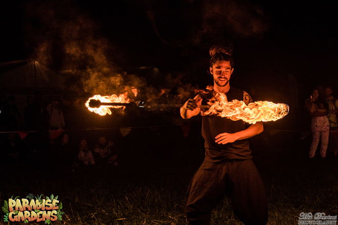 Quantuum - Fire Performers from Bedfordshire