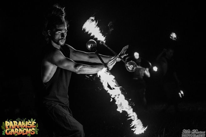 Quantuum - Fire Performers from Bedfordshire