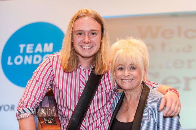 Harry Spencer - Singer Guitarists from London
