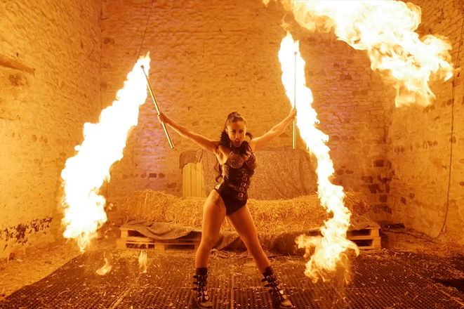 Fire Performer Katriana - Circus Performers from Northamptonshire