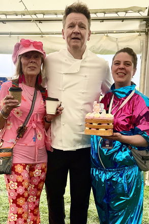 Gordon Ramsay Lookalike - Lookalikes from Kent
