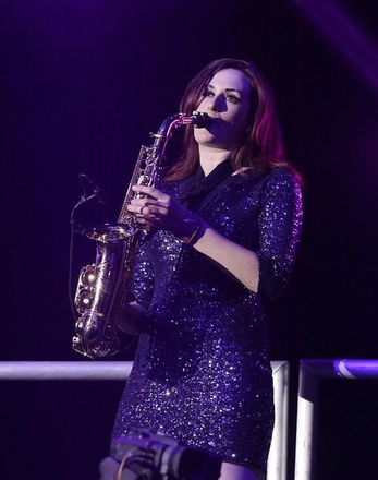 Lizzie B Sax - Saxophone Players from Berkshire