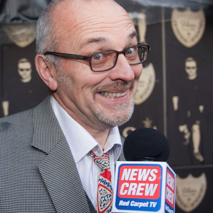 Comedy News Crew - Street Performers from East Sussex