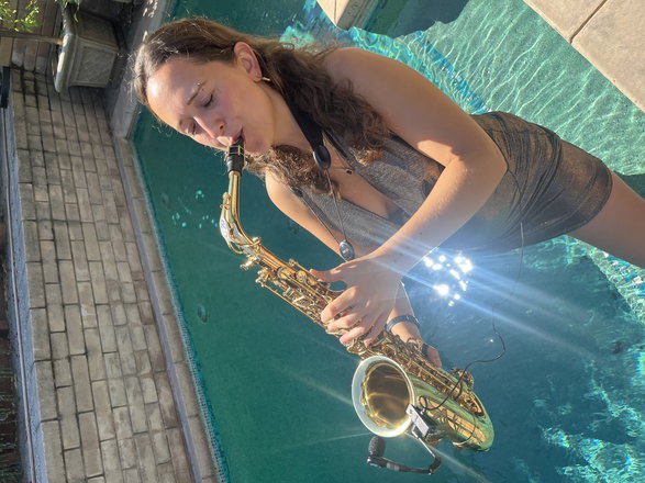 Emily On Sax - Saxophone Players from Surrey