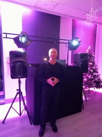 Steeve Mills - Wedding & Party DJs from London