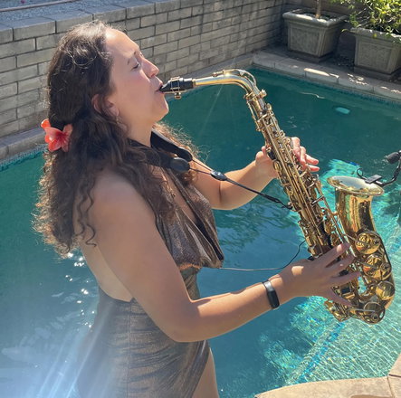 Emily On Sax - Saxophonists from Surrey