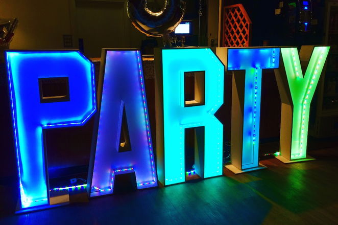 Happy Booths - Photo Booths from Kent