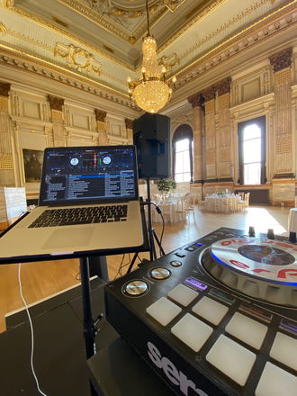 DJ Minute - Wedding & Party DJs from Essex