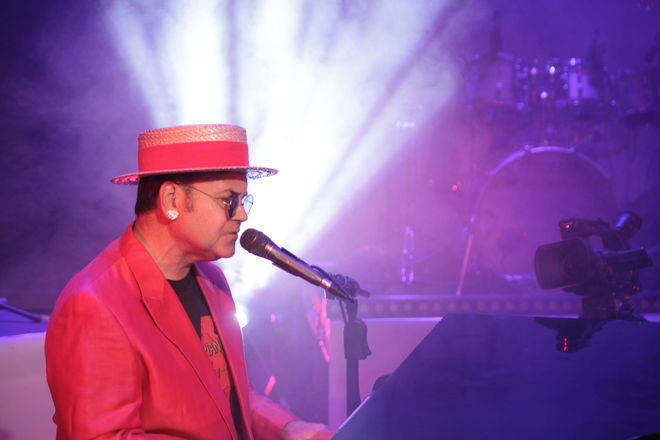 Totally Elton - Tribute Bands from Buckinghamshire