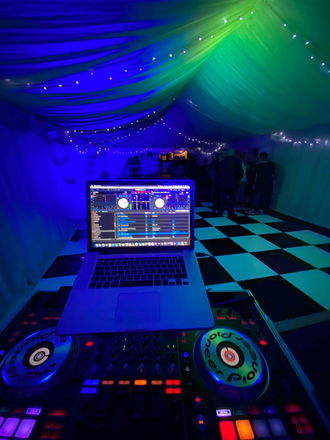 DJ Minute - Wedding & Party DJs from Essex