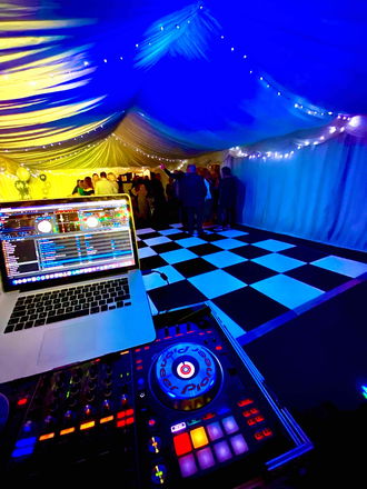 DJ Minute - Wedding & Party DJs from Essex