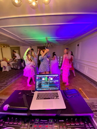 DJ Minute - Wedding & Party DJs from Essex