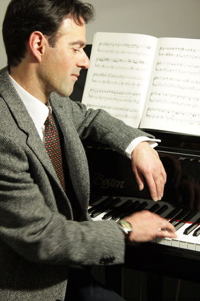 Jon M - Pianists from Surrey