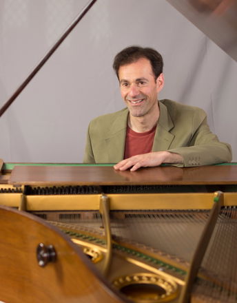 Jon M - Pianists from Surrey