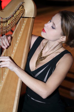 Lera Harpist - Harpists from London