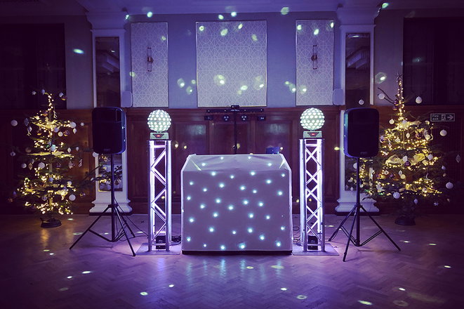 Limelight DJs - Wedding & Party DJs from West Sussex