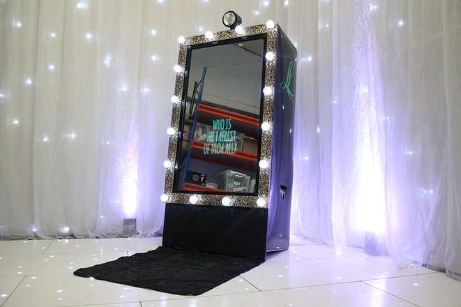 Limelight DJs - Wedding & Party DJs from West Sussex