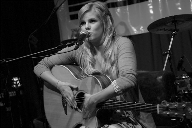 LJ - Singer Guitarists from London