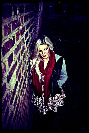 LJ - Singer Guitarists from London