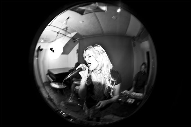 LJ - Singer Guitarists from London