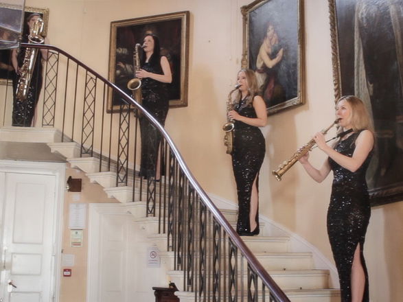 London Saxes - Saxophone Players from London