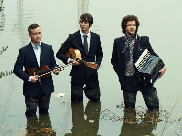 Lord Strange - Solo Singers, Duos and Trios from London