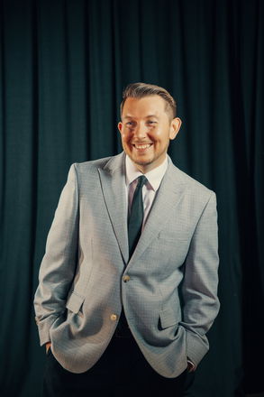 Luke Desvaux - Solo Singers, Duos and Trios from Somerset
